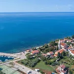 Complex Orzan 3* Lovrecica (Istria)