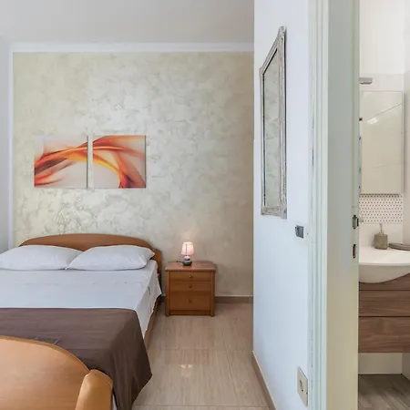 Complex Orzan 3* Lovrecica (Istria)