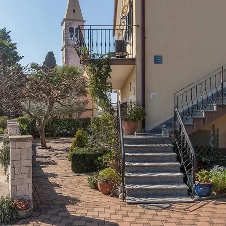 Complex Orzan Gostinjska kuća Lovrecica (Istria)