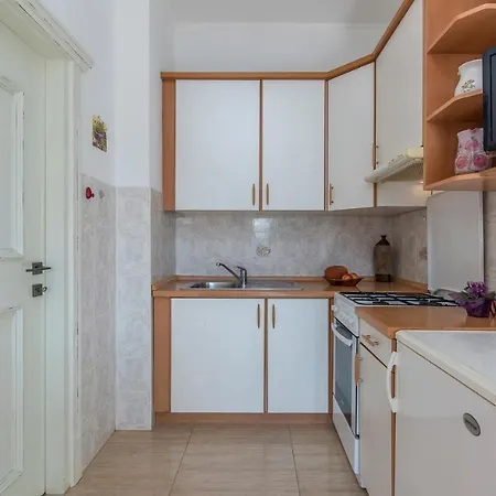 Complex Orzan Gostinjska kuća 3*