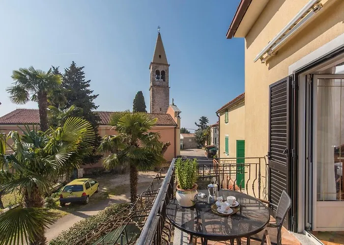 Complex Orzan Gostinjska kuća Lovrecica (Istria)