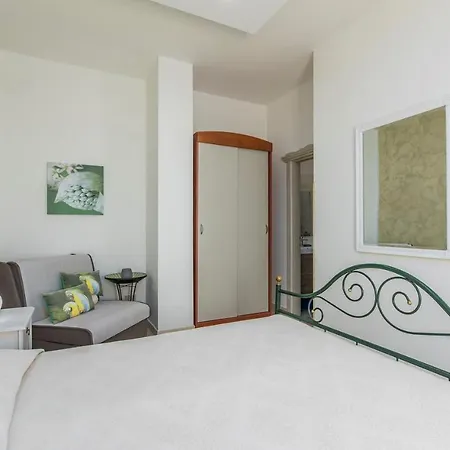 Guest house Complex Orzan