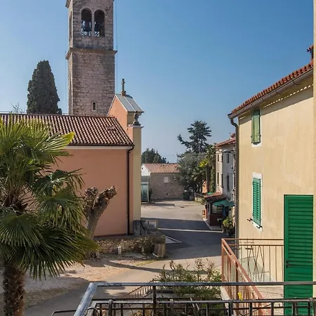 Complex Orzan 3* Lovrecica (Istria)